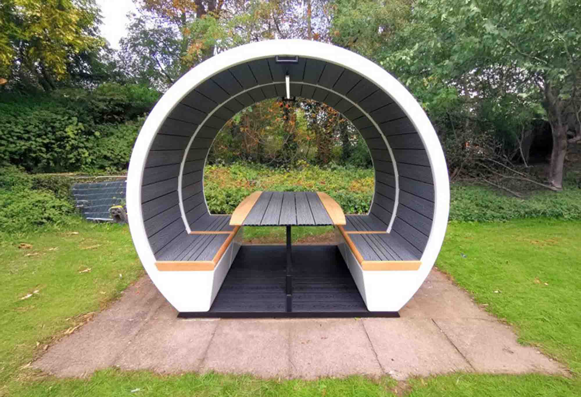 GIBBSONN Exterior Pods